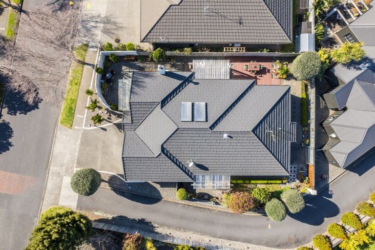 Photo of property in 12 Avion Terrace, Raumati Beach, Paraparaumu, 5032