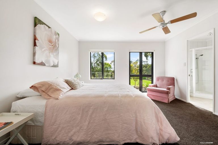 Photo of property in 14 Atworth Way, Burswood, Auckland, 2013