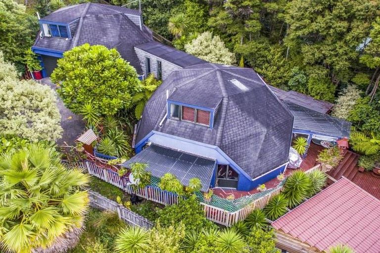 Photo of property in 39 Chamari Close, Titirangi, Auckland, 0604