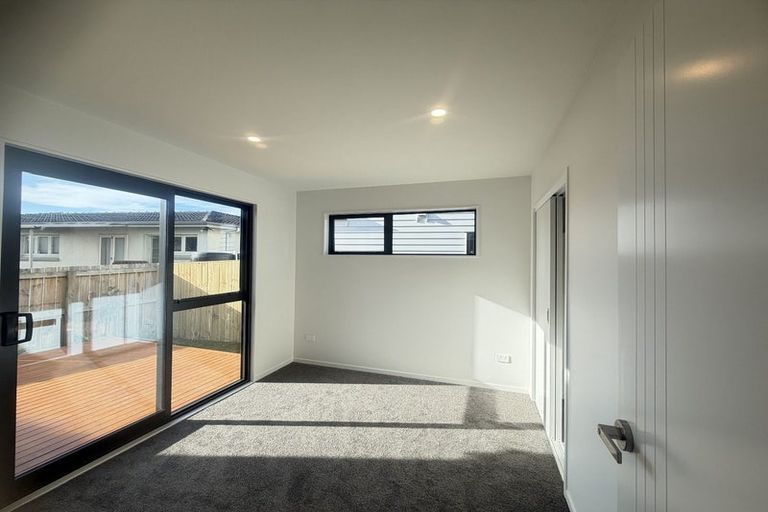 Photo of property in 51 Priestley Drive, Bucklands Beach, Auckland, 2014
