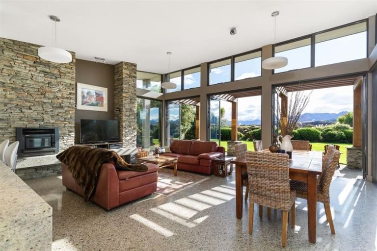 Photo of property in 31 Hardie Place, Albert Town, Wanaka, 9305