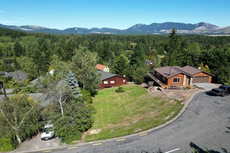 Photo of property in 72 Chalet Crescent, Hanmer Springs, 7334