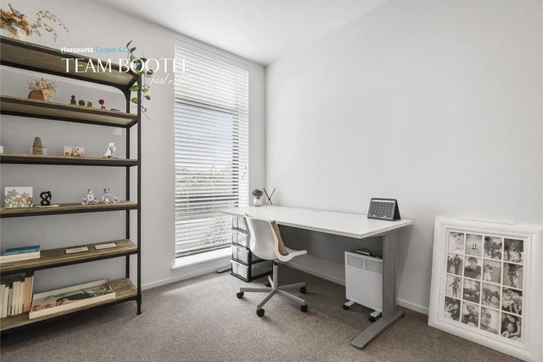 Photo of property in 102/165 Lake Road, Northcote, Auckland, 0627