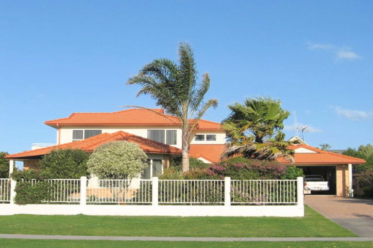 Photo of property in 41 Palm Beach Boulevard, Papamoa Beach, Papamoa, 3118