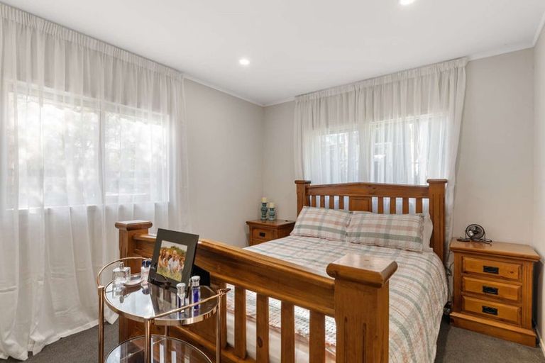 Photo of property in 6 Koromiko Place, Waiuku, 2123