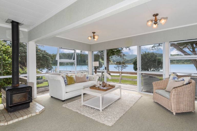 Photo of property in 8 Dunbar Road, Point Wells, Warkworth, 0986