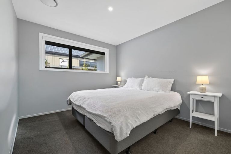 Photo of property in 26 Coopworth Road, Jacks Point, 9371