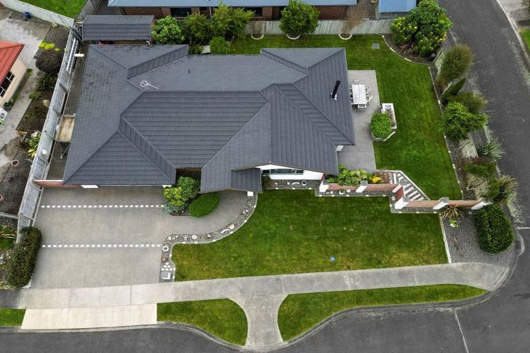 Photo of property in 7 Barry Curtis Place, Levin, 5510