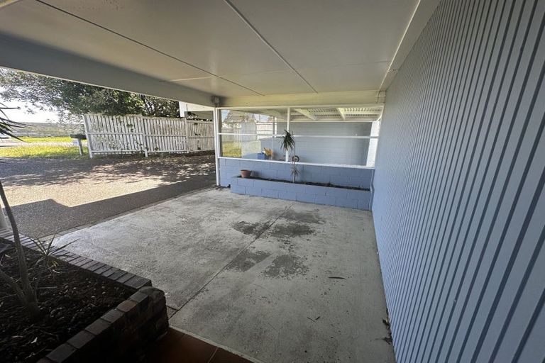 Photo of property in 88 Exmouth Road, Northcote, Auckland, 0627