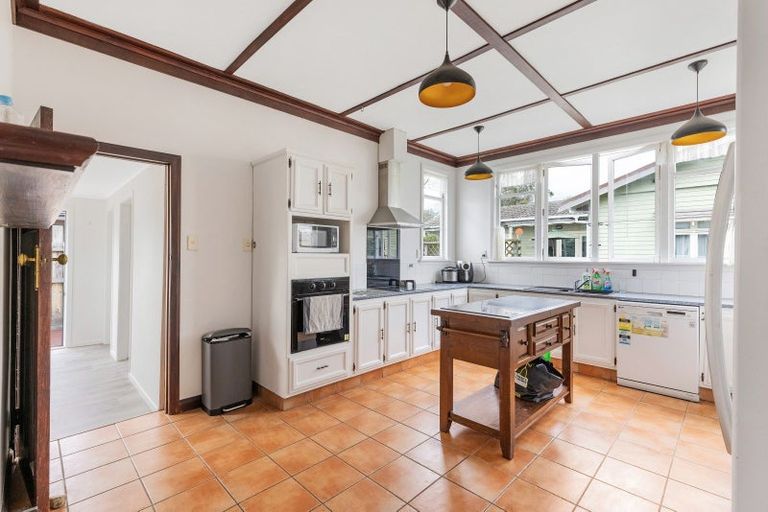 Photo of property in 21a Shamrock Street, Takaro, Palmerston North, 4412