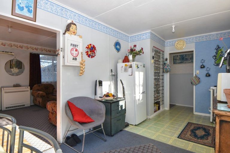 Photo of property in 237a High Street North, Carterton, 5713