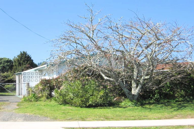 Photo of property in 35 Cook Drive, Whitianga, 3510