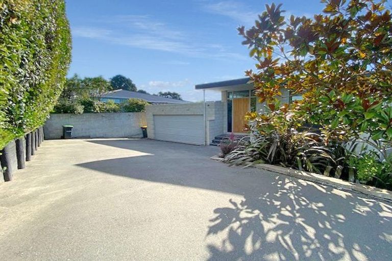 Photo of property in 156 Major Hornbrook Road, Mount Pleasant, Christchurch, 8081