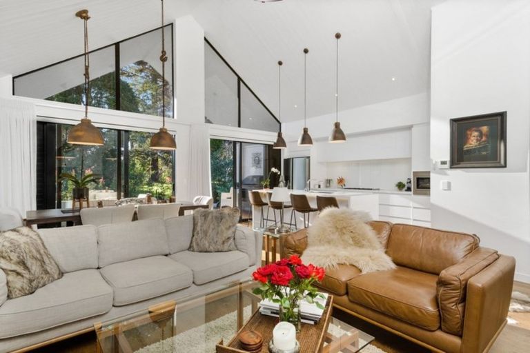 Photo of property in 7 Airmens Lane, Hobsonville, Auckland, 0616