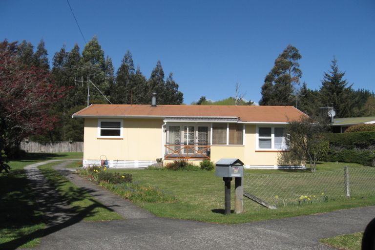 Photo of property in 69 Te Herekiekie Street, Turangi, 3334