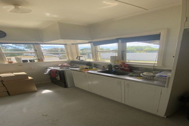 Photo of property in 12 Masters Crescent, Masterton, 5810