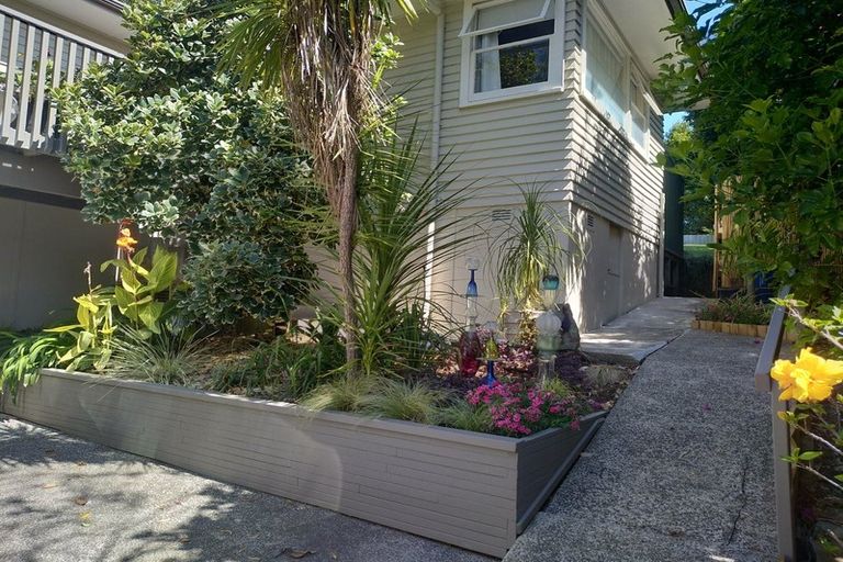 Photo of property in 7 Infidel Place, Torbay, Auckland, 0630