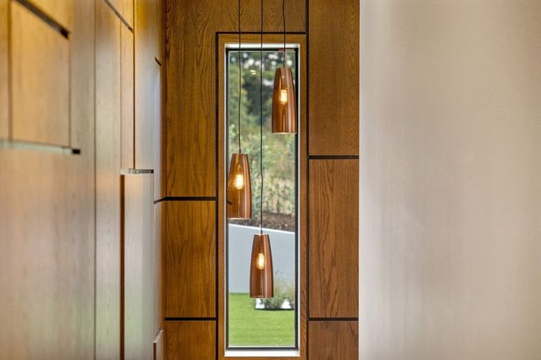 Photo of property in 335 Beacon Point Road, Wanaka, 9305