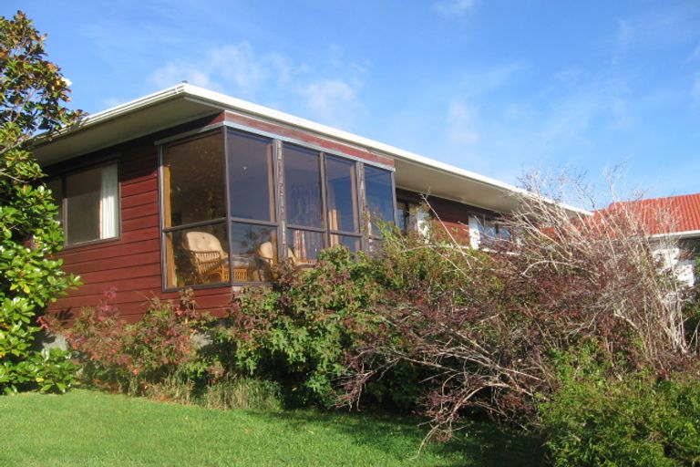 Photo of property in 40 Bosun Terrace, Whitby, Porirua, 5024