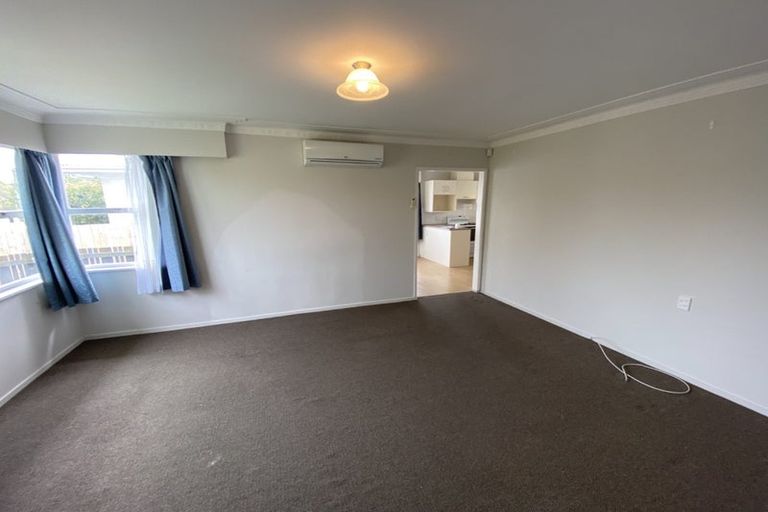 Photo of property in 56 Friedlanders Road, Manurewa, Auckland, 2102