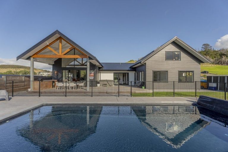 Photo of property in 6 Tohetea Lane, Wharekaho, Whitianga, 3510