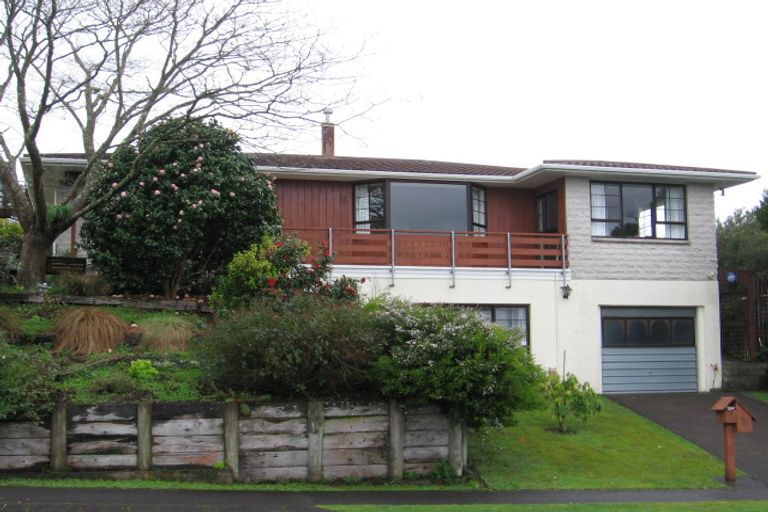 Photo of property in 7 Rewa Place, Lansdowne, Masterton, 5810