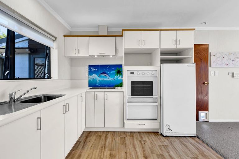 Photo of property in 65 Northgate, Strandon, New Plymouth, 4312