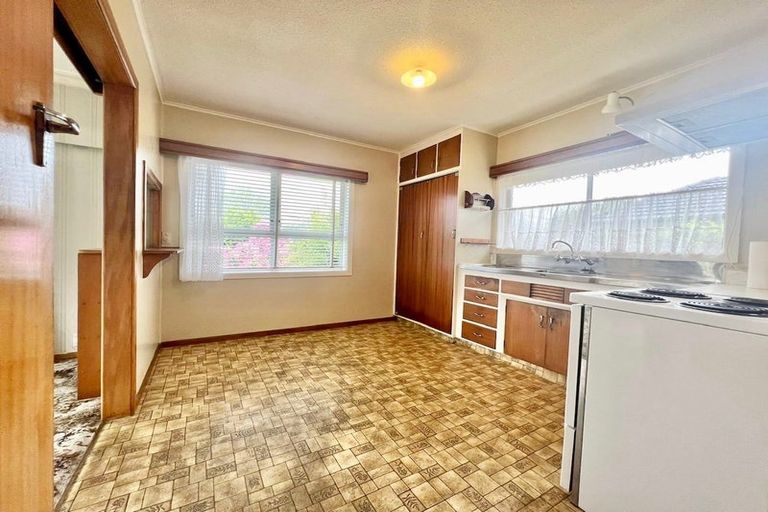 Photo of property in 1051 Heaphy Terrace, Fairfield, Hamilton, 3214