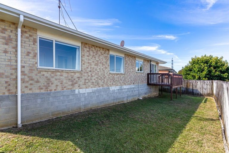 Photo of property in 1/10 Rathmar Drive, Manurewa, Auckland, 2105