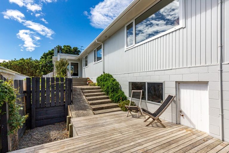 Photo of property in 50 Rawhiti Road, Pukerua Bay, 5026