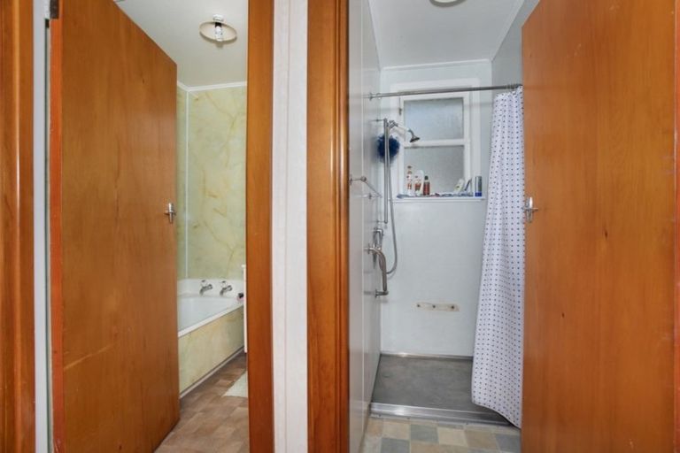 Photo of property in 9 Meyer Crescent, Marton, 4710