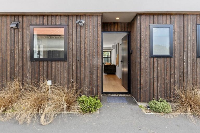 Photo of property in 4/112 Purchas Street, Edgeware, Christchurch, 8013