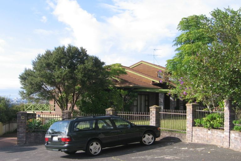 Photo of property in 44 Onetaunga Road, Chatswood, Auckland, 0626