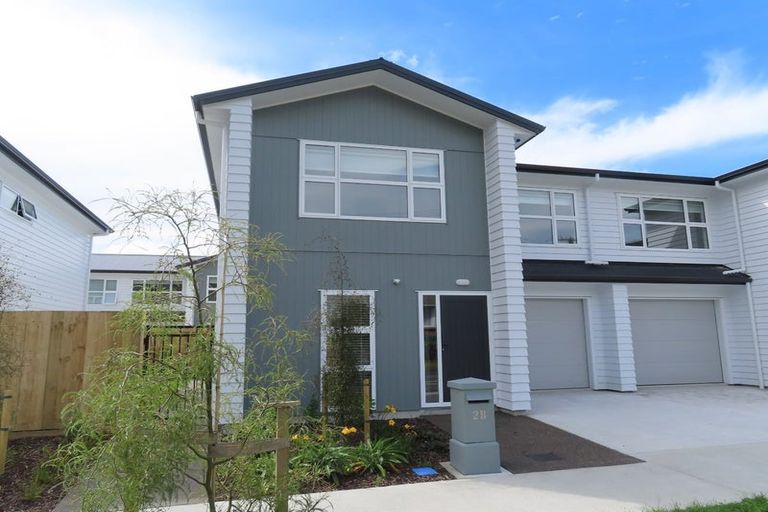 Photo of property in 2b Delaney Drive, Stokes Valley, Lower Hutt, 5019