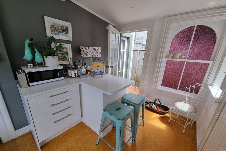 Photo of property in 8 Saint Mary Street, Thorndon, Wellington, 6011