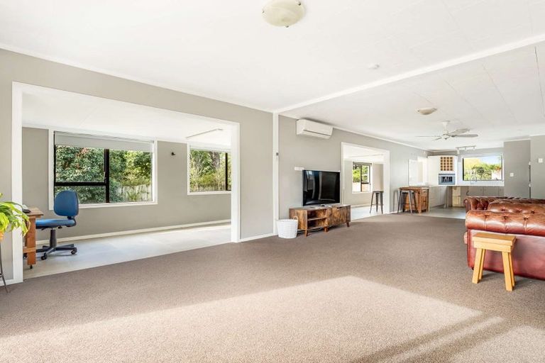 Photo of property in 318 Inland Road, Helensville, 0875