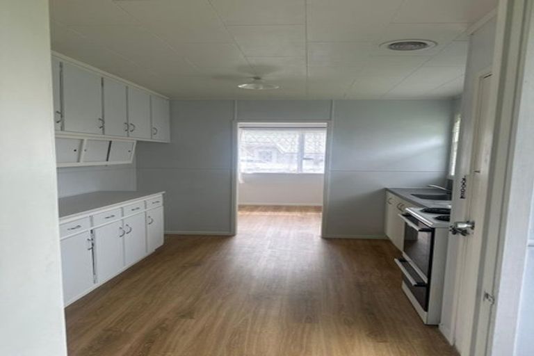 Photo of property in 1/58 Te Irirangi Drive, Clover Park, Auckland, 2019