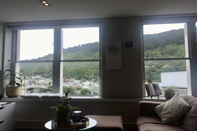 Photo of property in 8c/123 Molesworth Street, Thorndon, Wellington, 6011