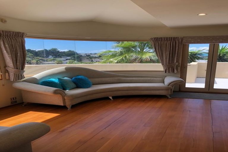 Photo of property in 4 Adelie Place, Murrays Bay, Auckland, 0630