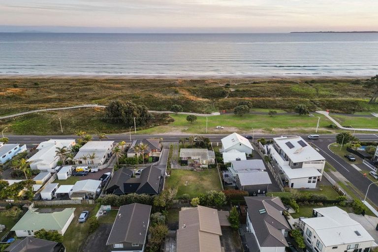 Photo of property in 706 Papamoa Beach Road, Papamoa Beach, Papamoa, 3118