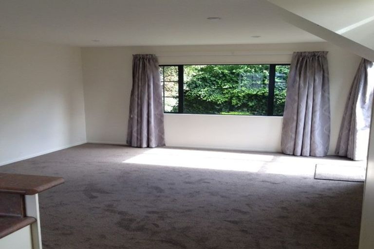 Photo of property in 30 Firth Terrace, Karori, Wellington, 6012
