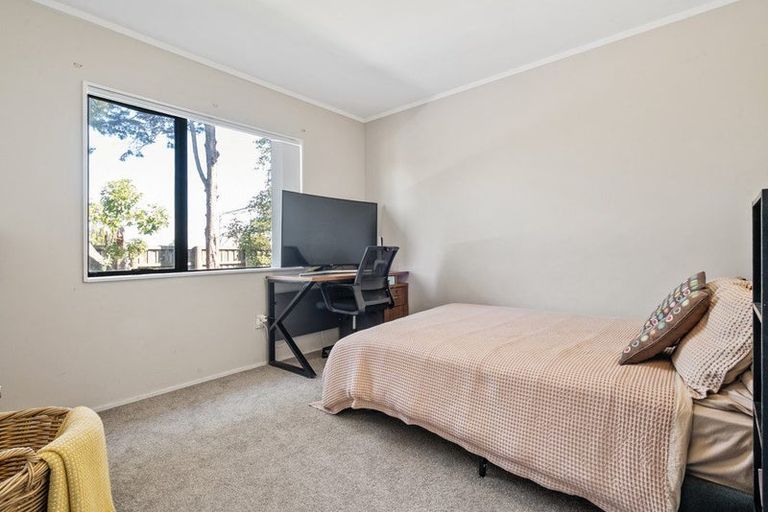 Photo of property in 9 Peguero Place, Totara Heights, Auckland, 2105