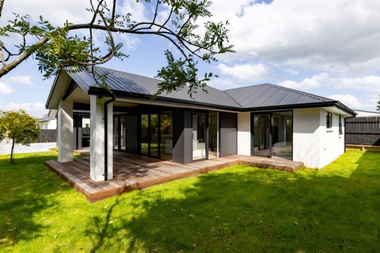 Photo of property in 32a Richmond Street, Cambridge, 3434