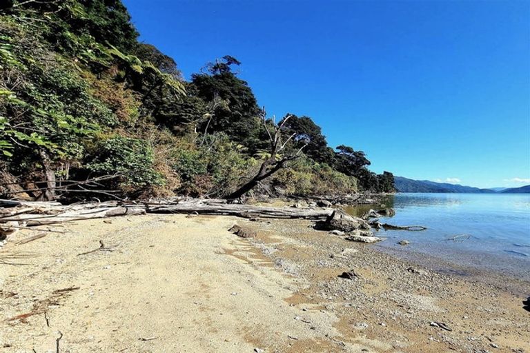 Photo of property in Willow Bay, Mahau Sound, Marlborough Sounds, 7282