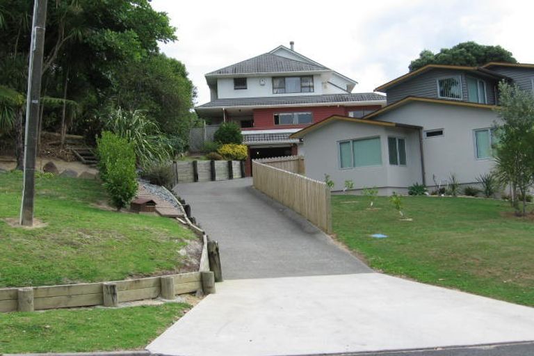 Photo of property in 32 Long Drive, Torbay, Auckland, 0630
