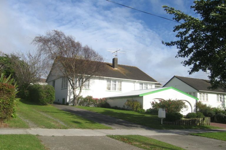 Photo of property in 44 Mungavin Avenue, Ranui, Porirua, 5024