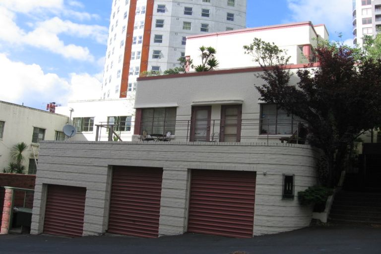 Photo of property in Pakpal House, 5/11 Whitaker Place, Grafton, Auckland, 1010