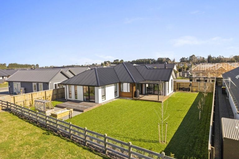 Photo of property in 23 Ridgeland Way, West Melton, 7618