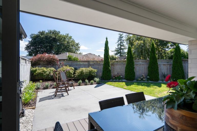 Photo of property in 17 Henry Bell Close, Leamington, Cambridge, 3432