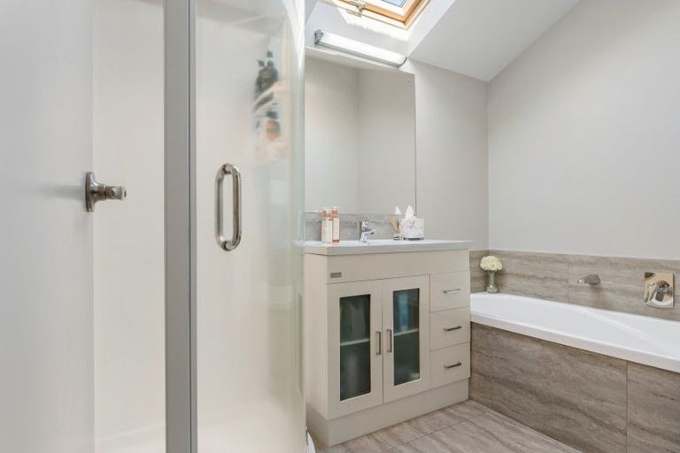 Photo of property in 9 Scoria Close, Pyes Pa, Tauranga, 3112